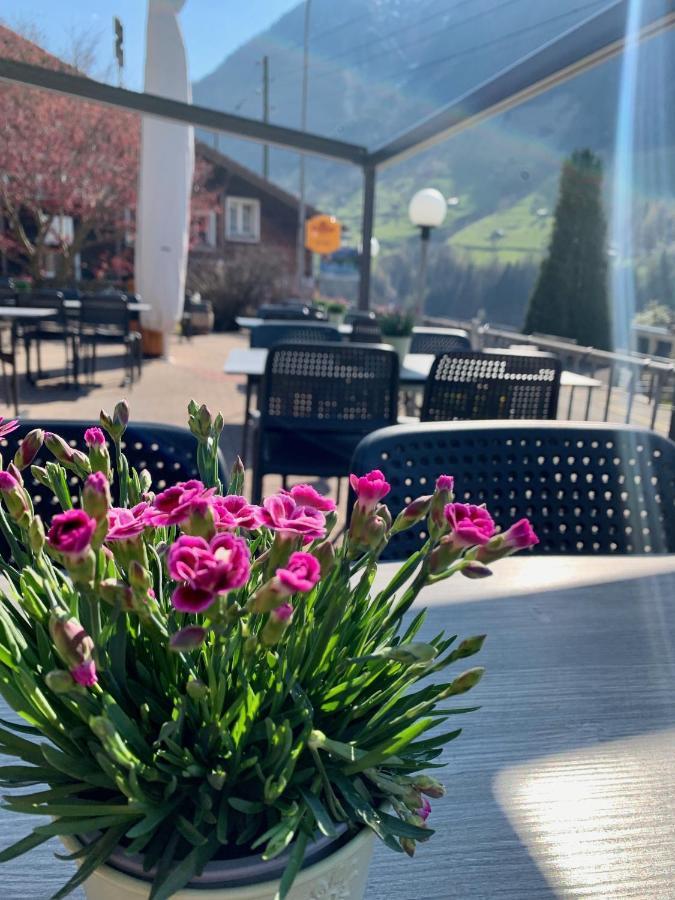 Gaestehaus Schaefli Intschi Eksteriør bilde